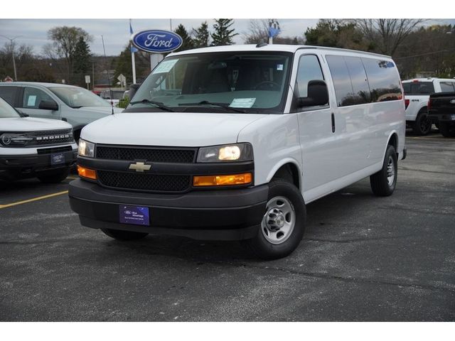 2022 Chevrolet Express LS