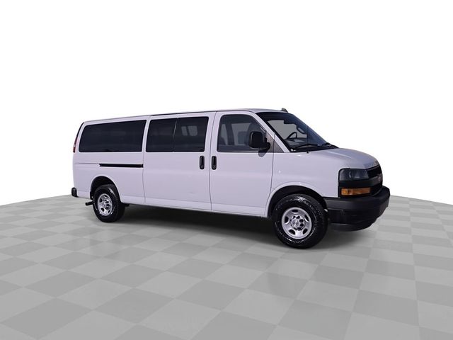 2022 Chevrolet Express LS