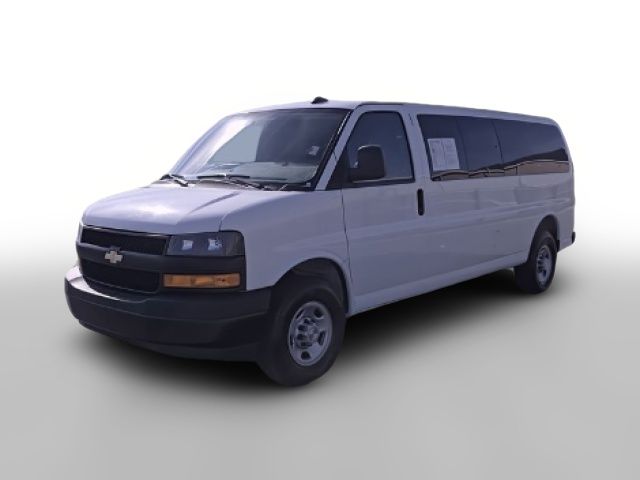 2022 Chevrolet Express LS