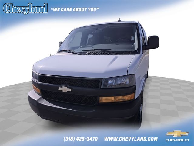 2022 Chevrolet Express LS