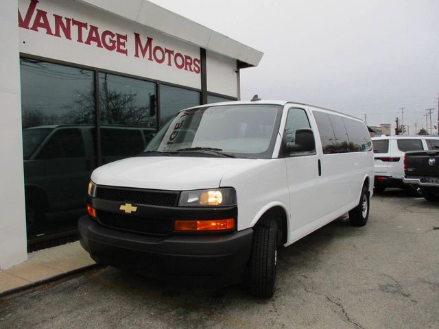 2022 Chevrolet Express LS