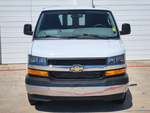 2022 Chevrolet Express Base