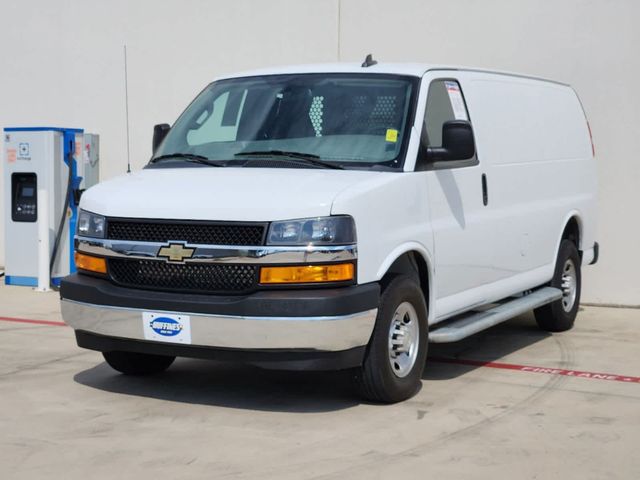 2022 Chevrolet Express Base