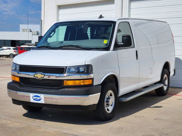 2022 Chevrolet Express Base