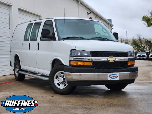 2022 Chevrolet Express Base