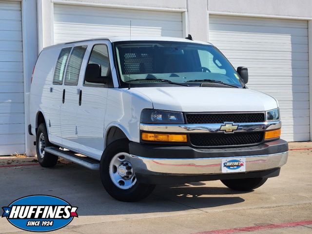 2022 Chevrolet Express Base