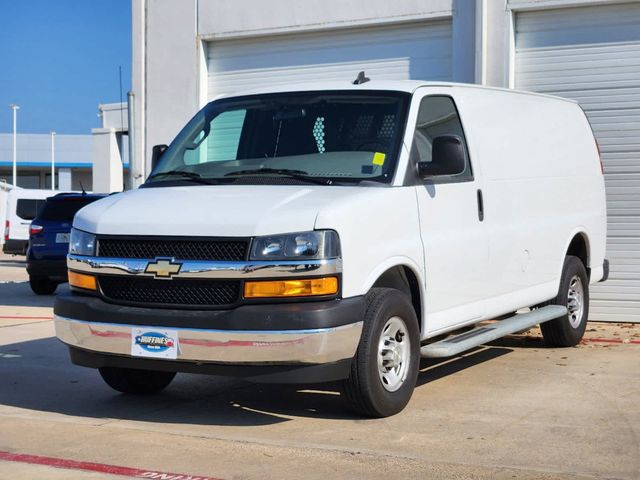 2022 Chevrolet Express Base