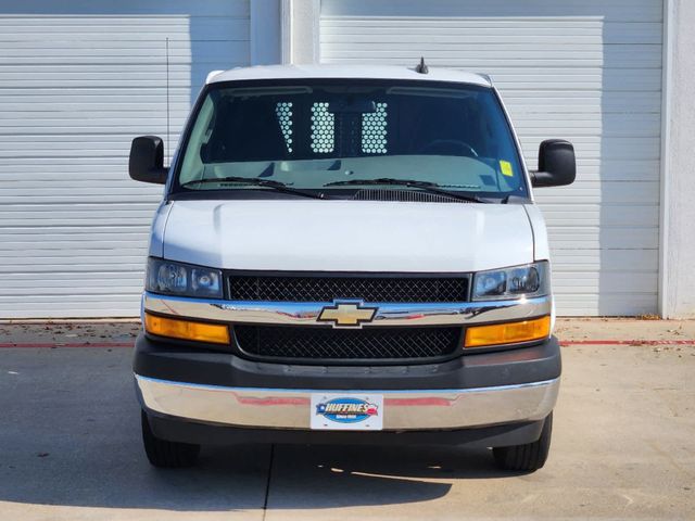 2022 Chevrolet Express Base