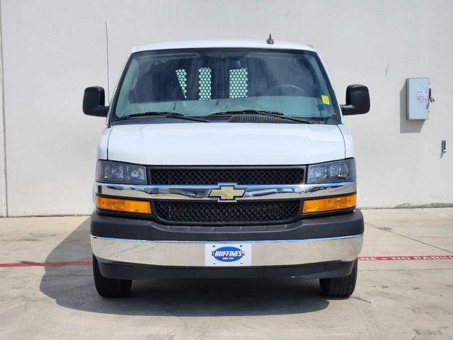 2022 Chevrolet Express Base