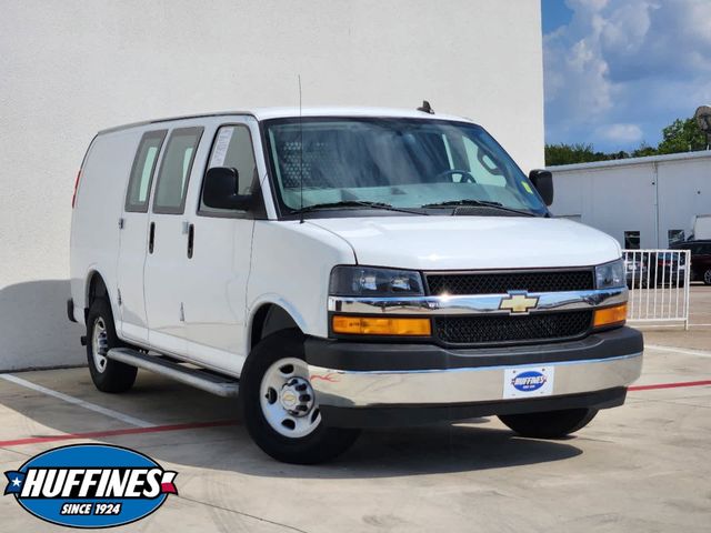 2022 Chevrolet Express Base