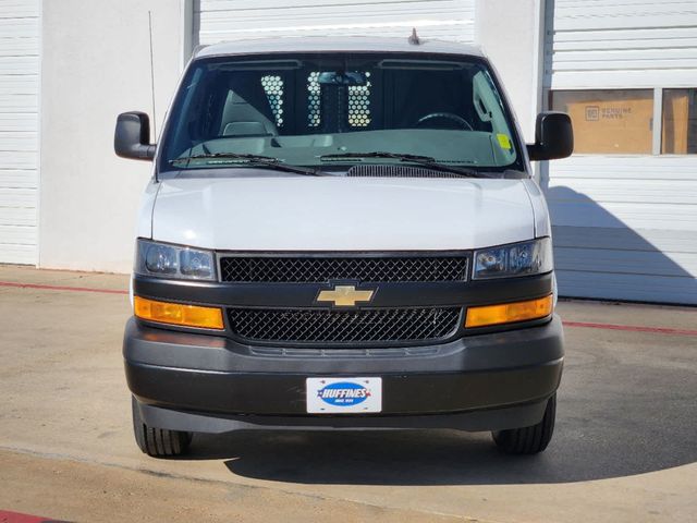 2022 Chevrolet Express Base