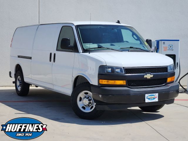 2022 Chevrolet Express Base