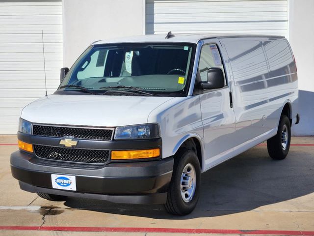 2022 Chevrolet Express Base