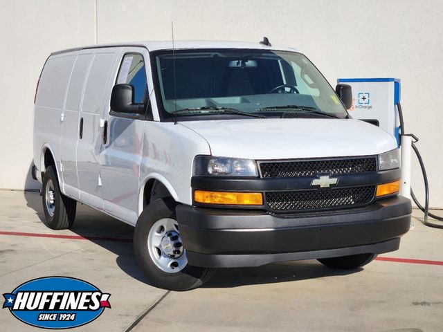 2022 Chevrolet Express Base