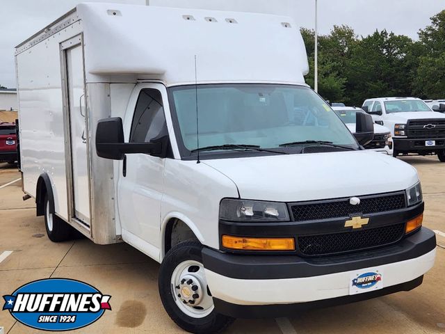 2022 Chevrolet Express Base