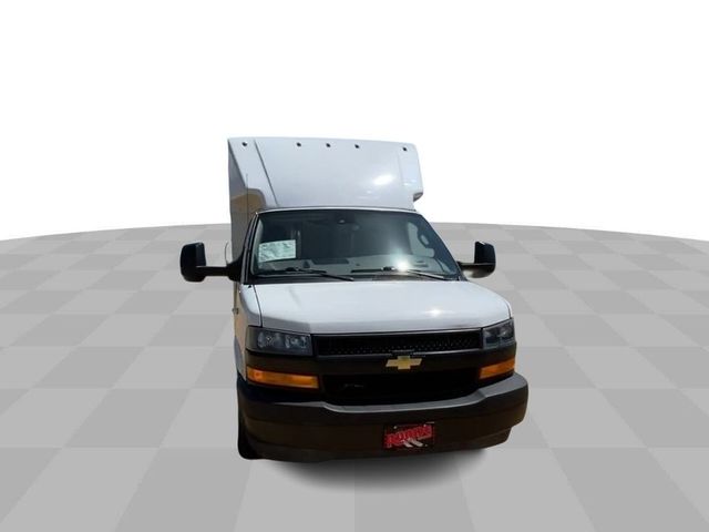 2022 Chevrolet Express Base