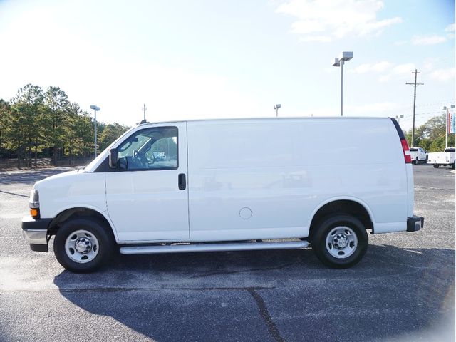 2022 Chevrolet Express Base