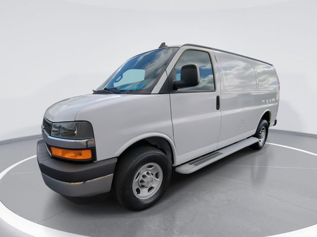 2022 Chevrolet Express Base