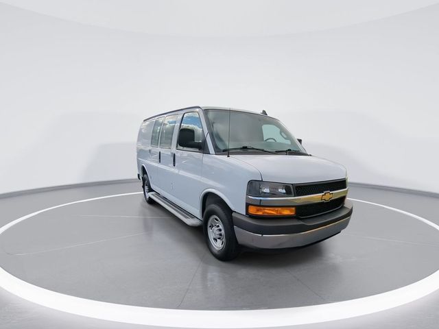 2022 Chevrolet Express Base