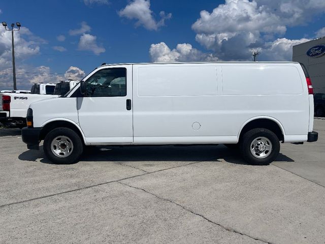 2022 Chevrolet Express Base