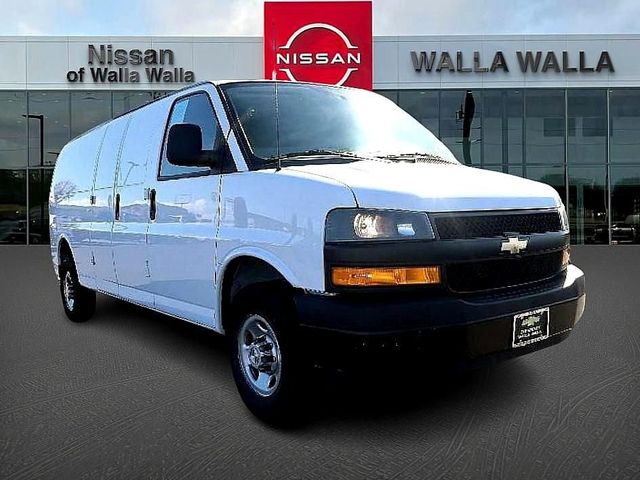 2022 Chevrolet Express Base