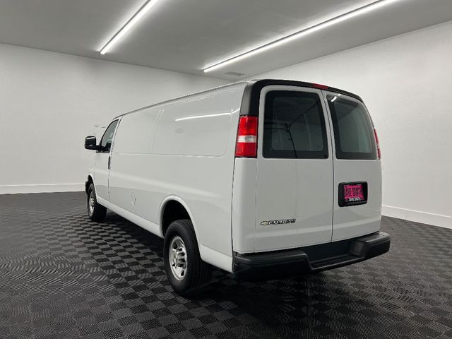 2022 Chevrolet Express Base