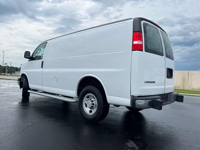 2022 Chevrolet Express Base