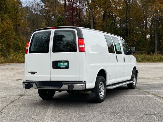 2022 Chevrolet Express Base