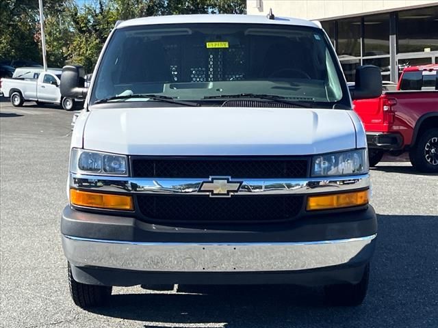 2022 Chevrolet Express Base