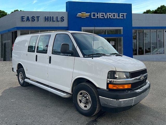 2022 Chevrolet Express Base