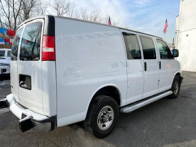 2022 Chevrolet Express Base