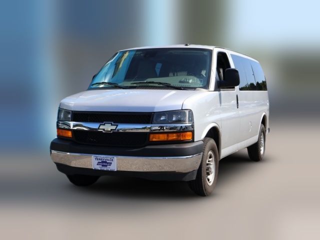 2022 Chevrolet Express LT