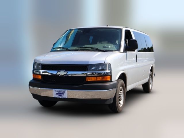 2022 Chevrolet Express LT