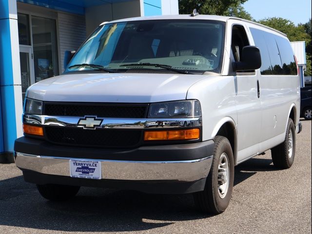 2022 Chevrolet Express LT