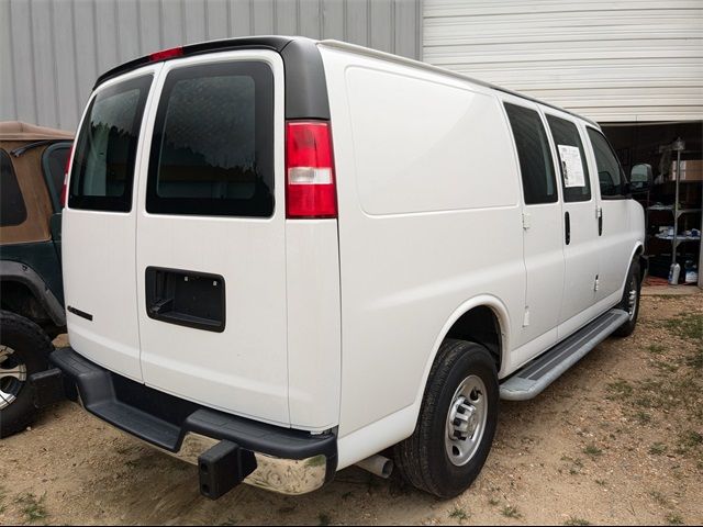 2022 Chevrolet Express Base