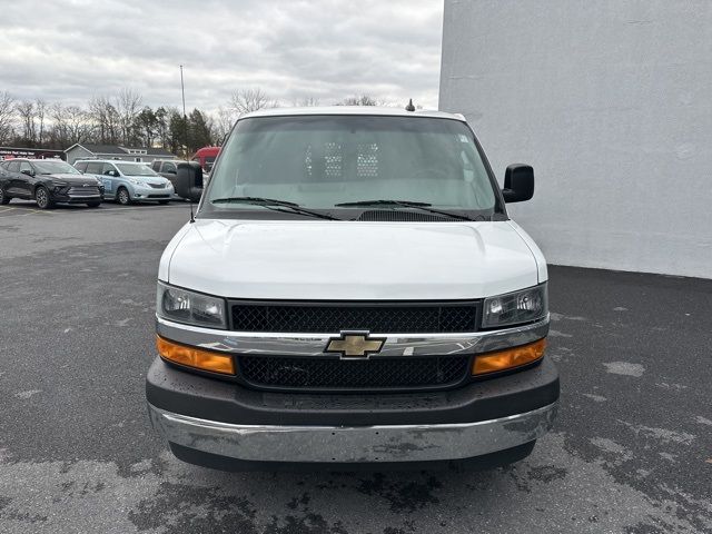 2022 Chevrolet Express Base