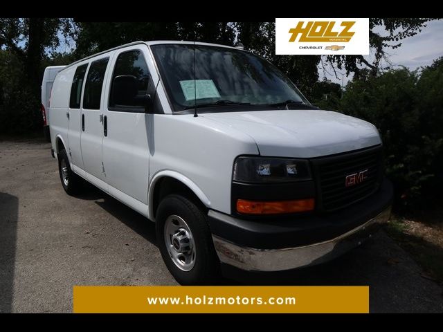 2022 Chevrolet Express Base