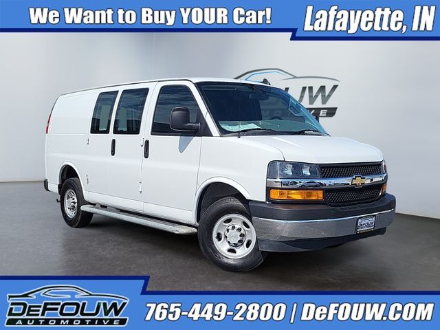 2022 Chevrolet Express Base