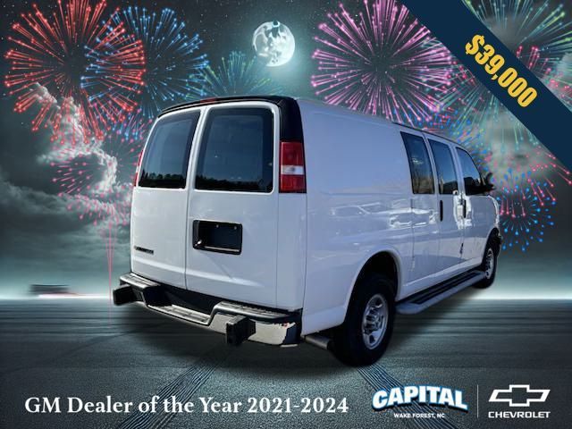 2022 Chevrolet Express Base