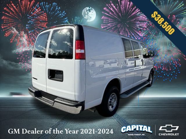 2022 Chevrolet Express Base