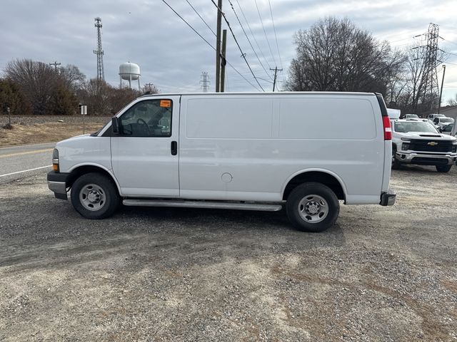 2022 Chevrolet Express Base