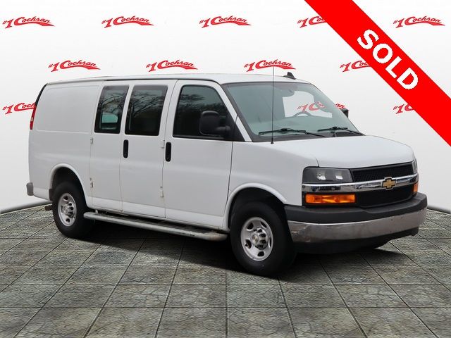 2022 Chevrolet Express Base