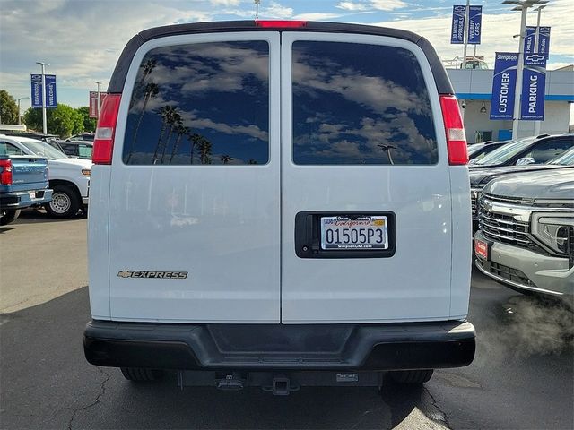 2022 Chevrolet Express Base