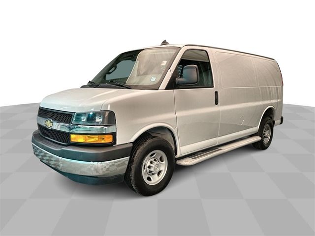 2022 Chevrolet Express Base