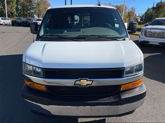 2022 Chevrolet Express Base