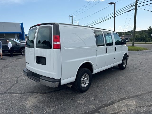 2022 Chevrolet Express Base