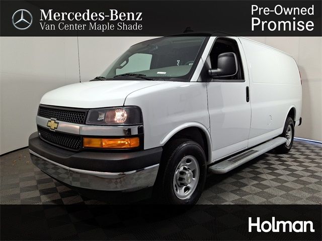 2022 Chevrolet Express Base