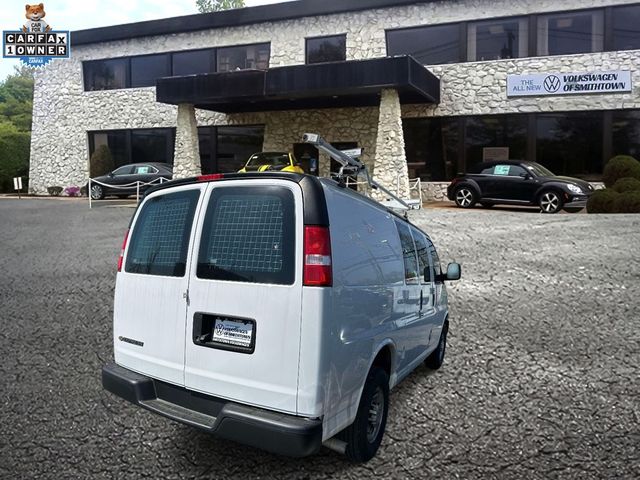 2022 Chevrolet Express Base
