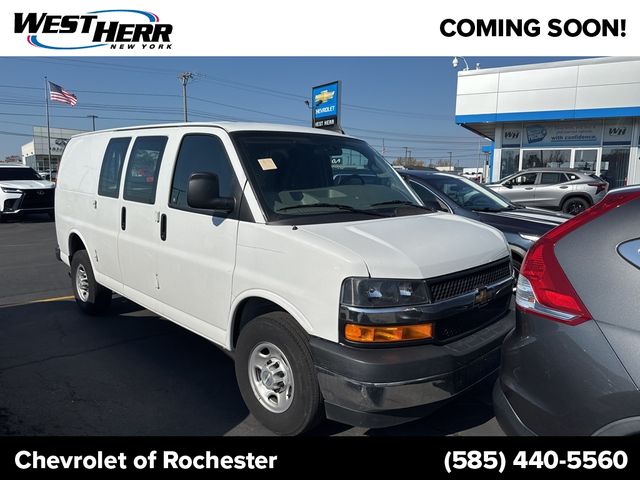 2022 Chevrolet Express Base