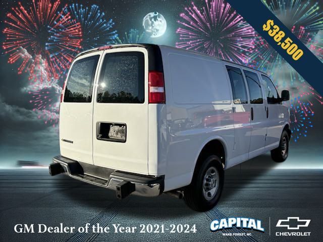 2022 Chevrolet Express Base